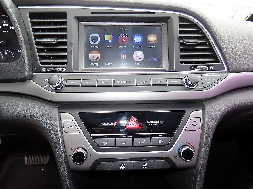 HYUNDAI Avante 2018 - Importación desde Corea - HF Imports Iquique - Foto 13