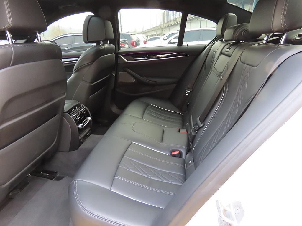 BMW 5 Series - Vista 6