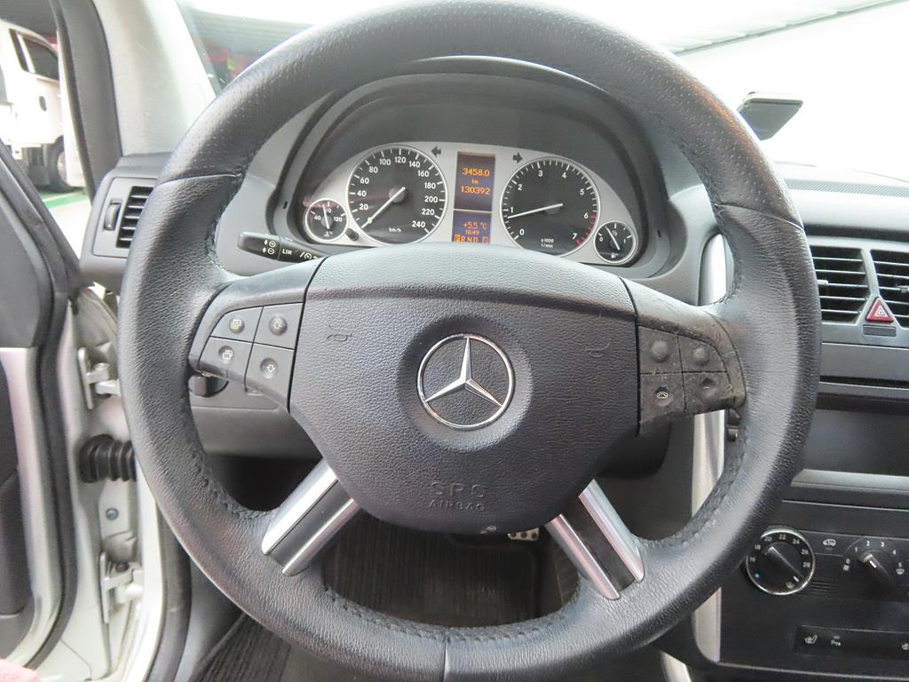 Mercedes Benz B Class (MY B) - Vista 8