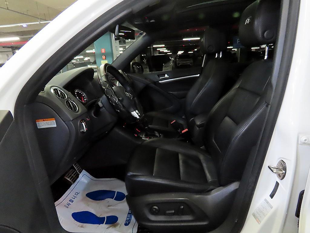 Volkswagen Tiguan - Vista 6