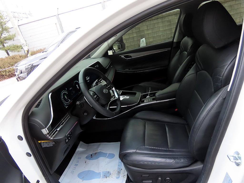 HYUNDAI Grandeur - Vista 5