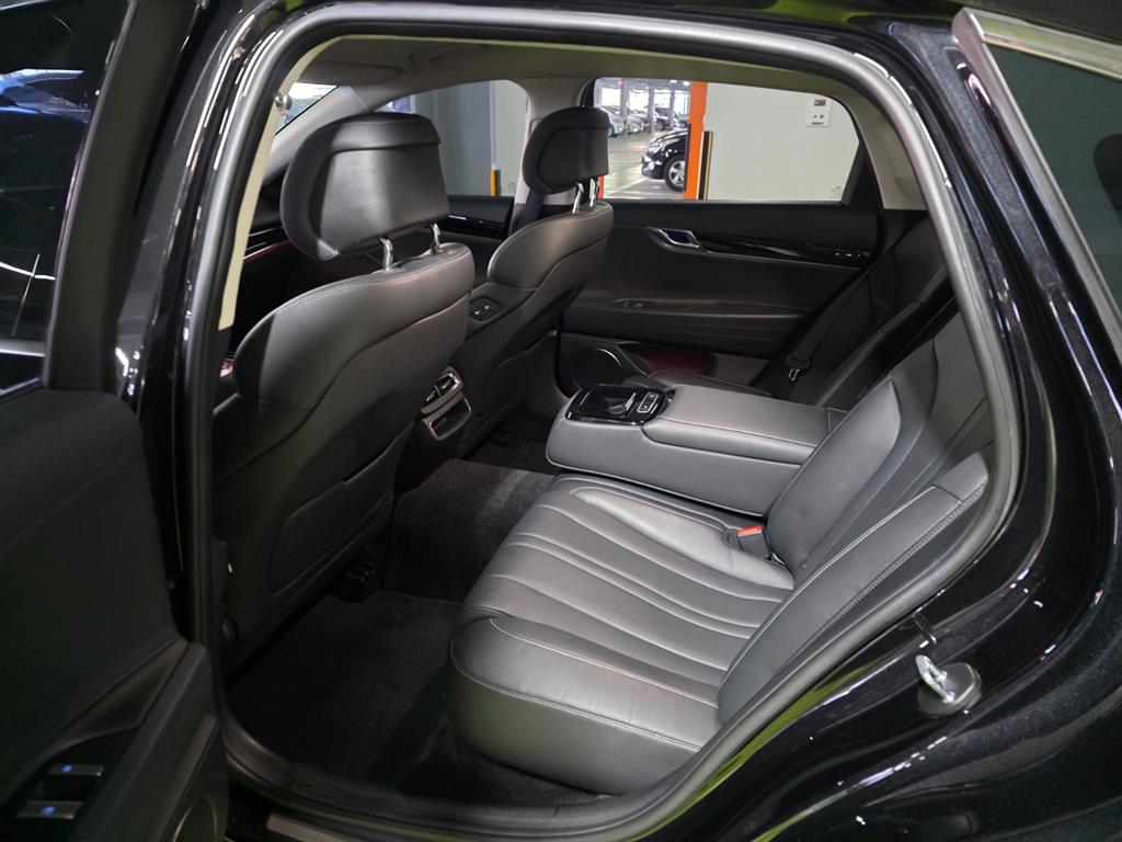 Genesis G80 - Vista 11