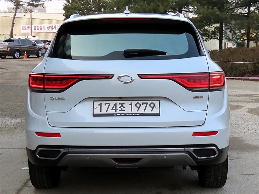 SAMSUNG QM6 - Vista 4