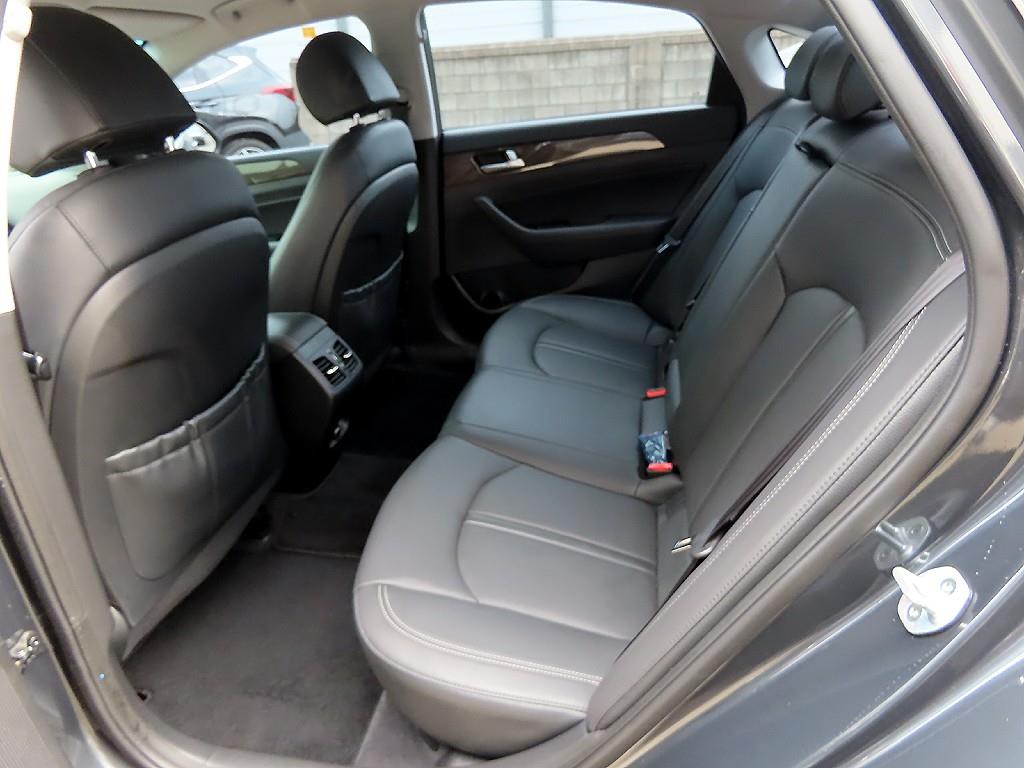 HYUNDAI Sonata - Vista 6