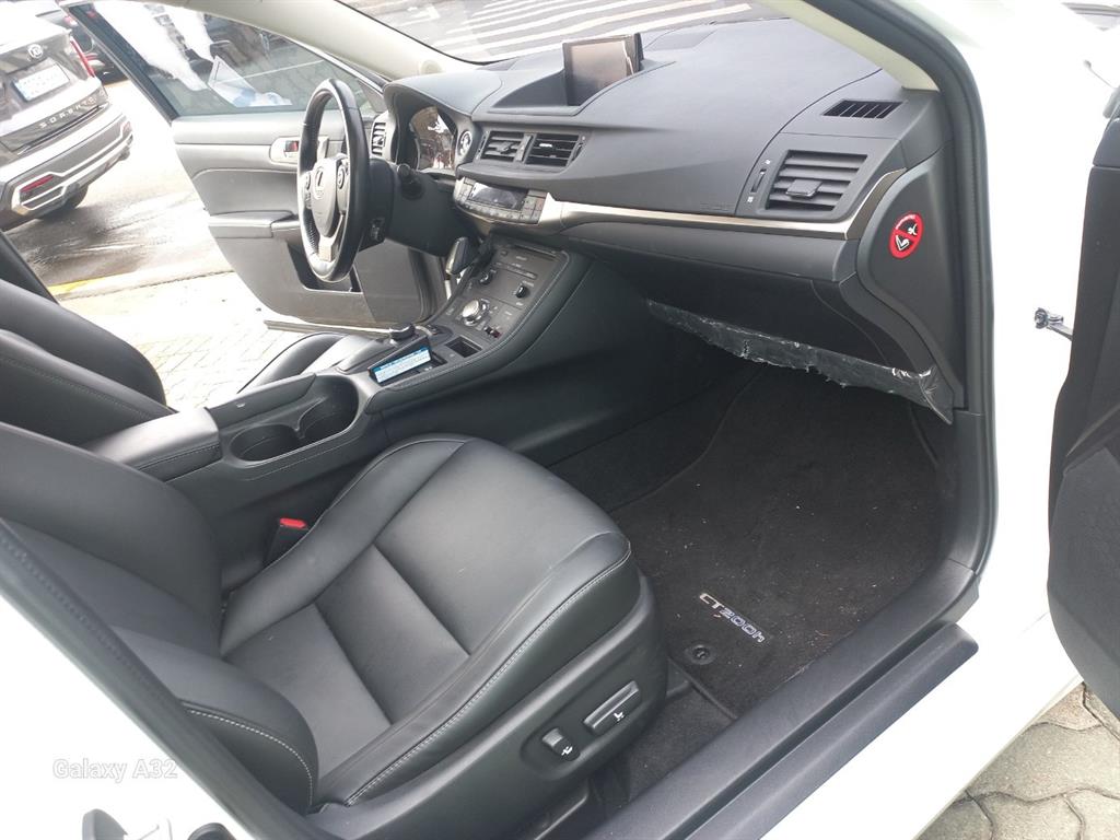 Lexus CT 2017 Blanco - Importación desde Corea - HF Imports Iquique - Foto 18