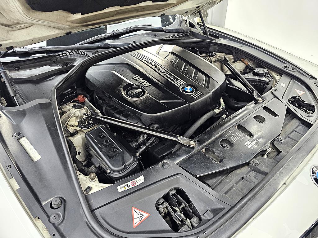 BMW 5 Series - Vista 6