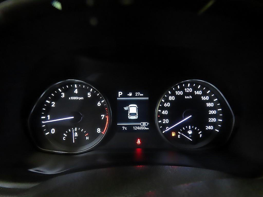 HYUNDAI i30 - Vista 9