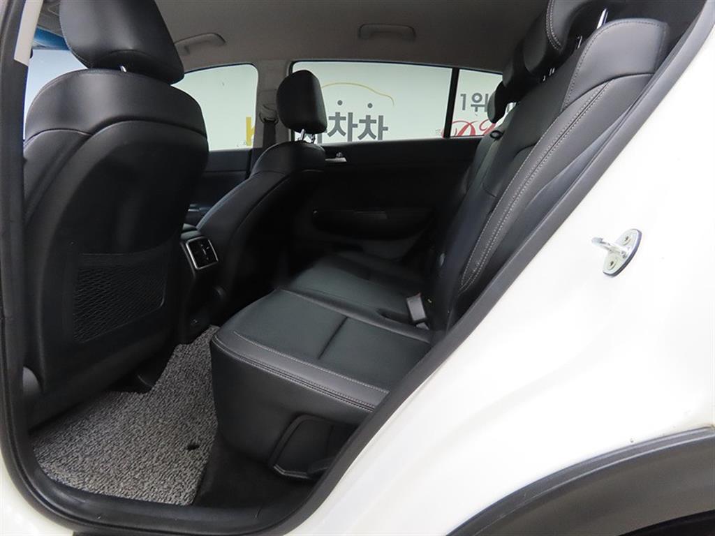 KIA Sportage - Vista 6