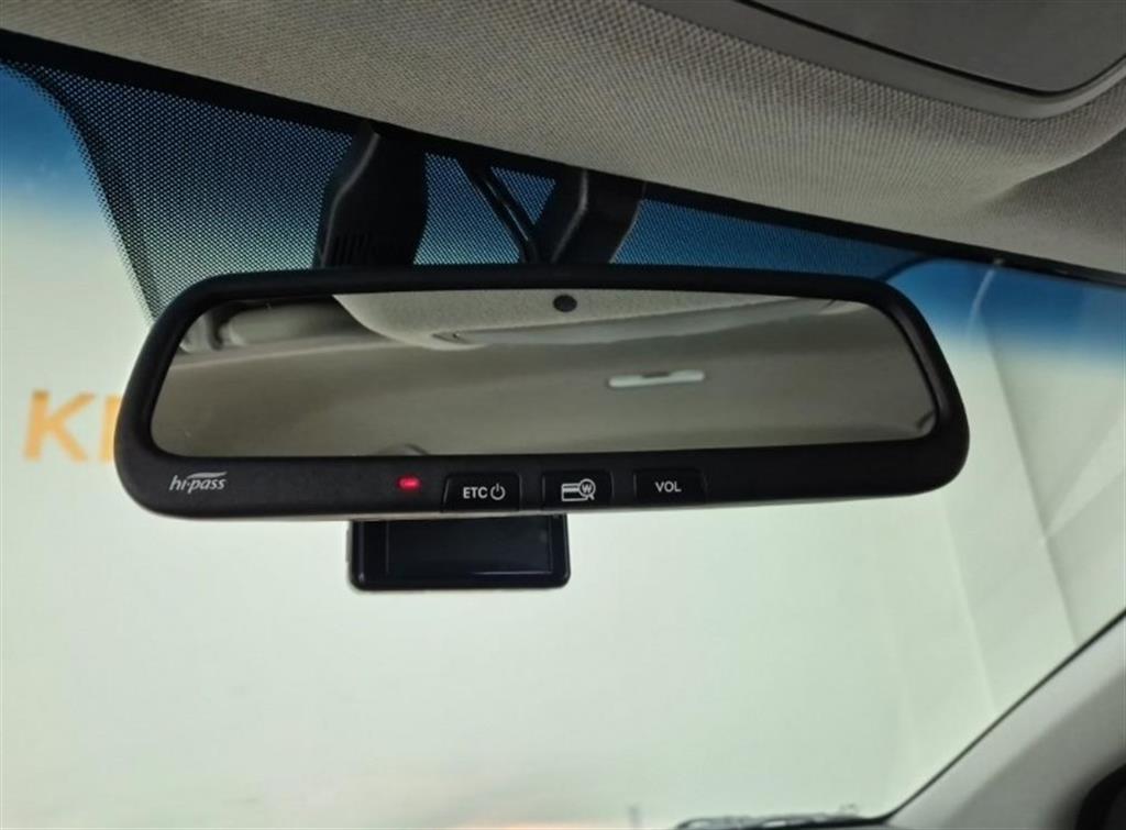 HYUNDAI Avante 2018 Blanco - Importación desde Corea - HF Imports Iquique - Foto 16