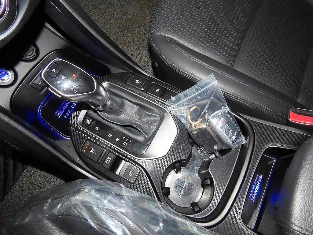 HYUNDAI Santa Fe - Vista 12