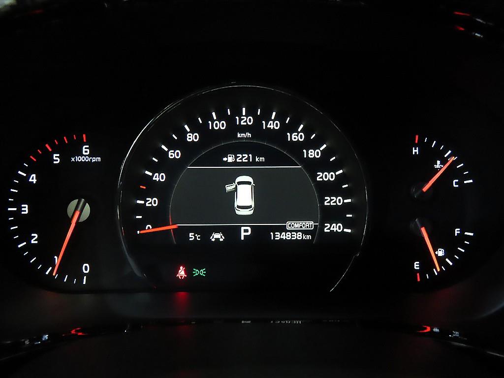 KIA Sorento - Vista 9