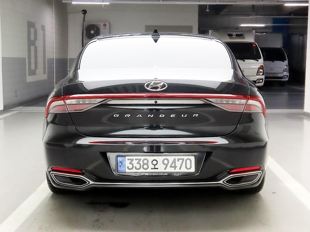 HYUNDAI Grandeur - Vista 3