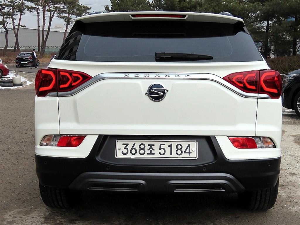 Ssangyong Korando - Vista 4