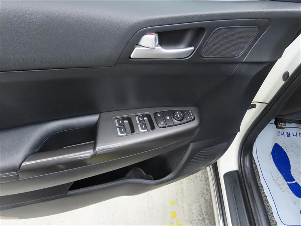 KIA Sportage 2016 Blanco - Importación desde Corea - HF Imports Iquique - Foto 13