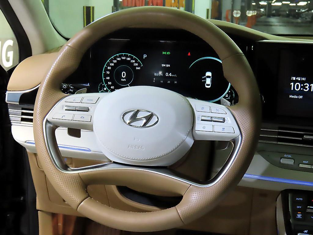 HYUNDAI Grandeur - Vista 8