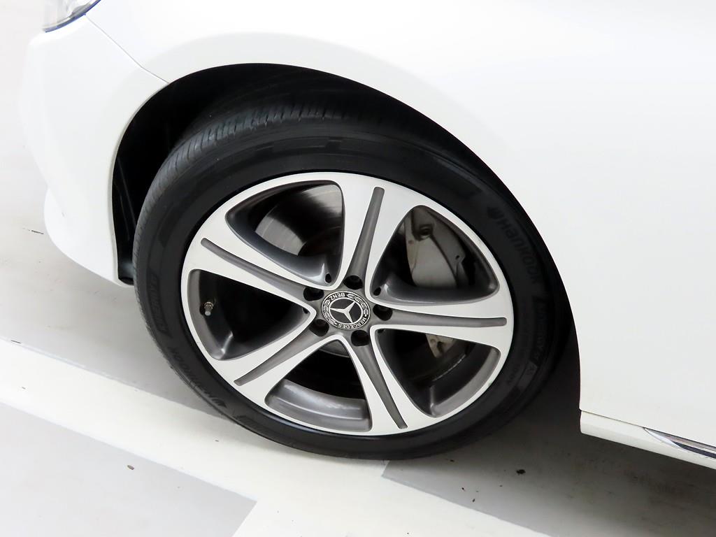 Mercedes Benz E class 2019 Blanco - Importación desde Corea - HF Imports Iquique - Foto 19