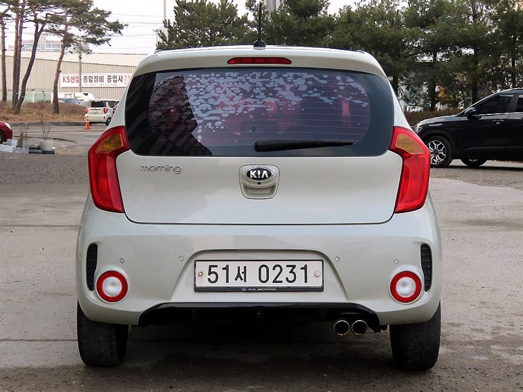 KIA Morning - Vista 4