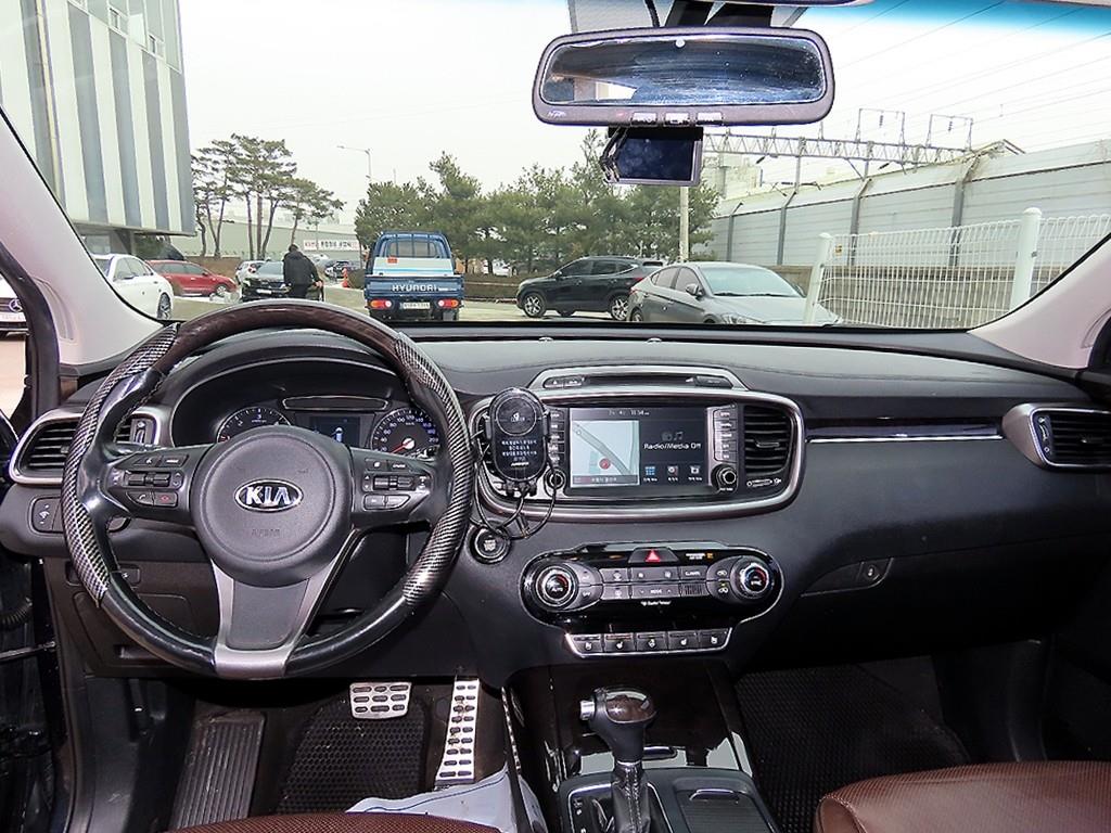 KIA Sorento - Vista 7
