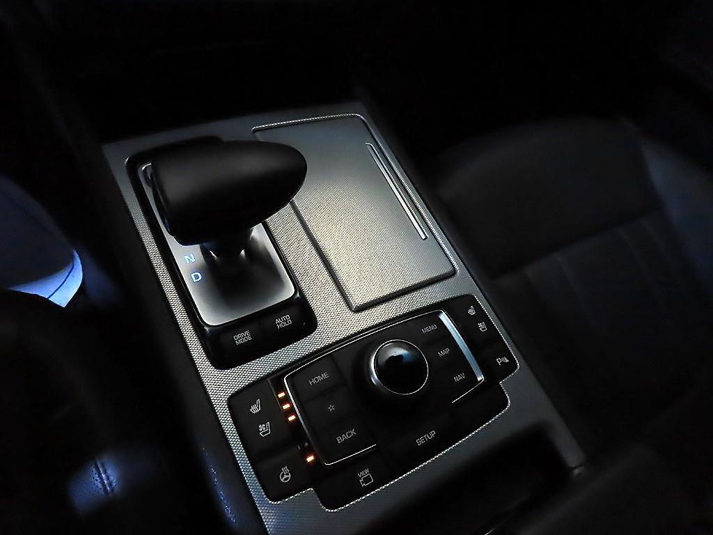 Genesis G80 - Vista 12