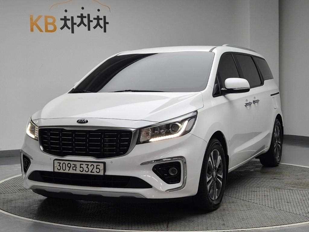 KIA Carnival 2019 Blanco - Importación desde Corea - HF Imports Iquique - Foto 1