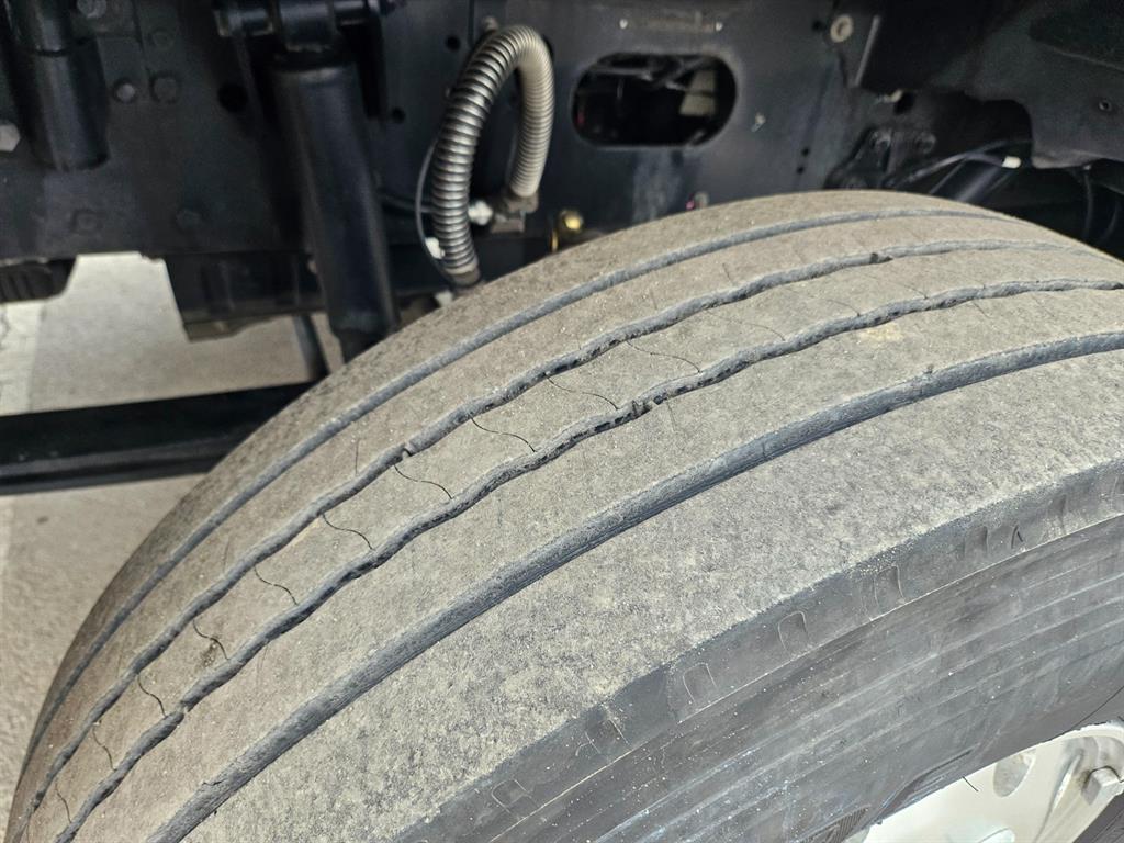 medium and large cargo truck 2025 Plateado - Importación desde Corea - HF Imports Iquique - Foto 15