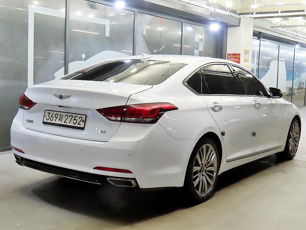 Genesis G80 - Vista 4