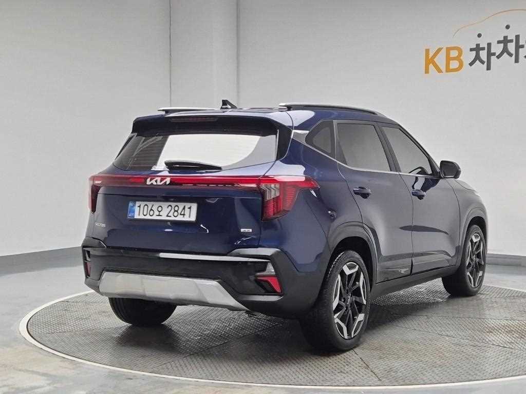 KIA Seltos - Vista 3