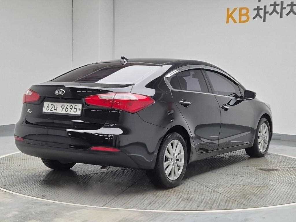KIA K3 - Vista 3