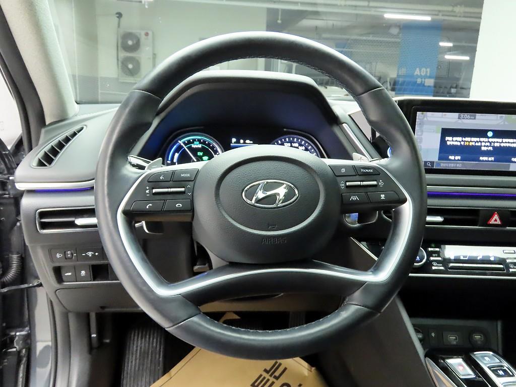 HYUNDAI Sonata - Vista 6