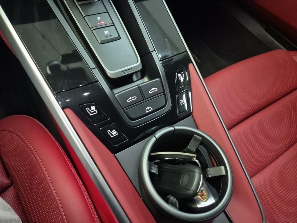 Porsche 911 - Vista 6