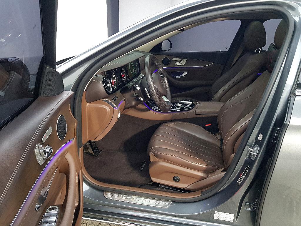 Mercedes Benz E class - Vista 7