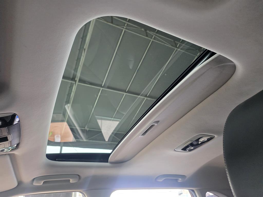 KIA Seltos - Vista 4