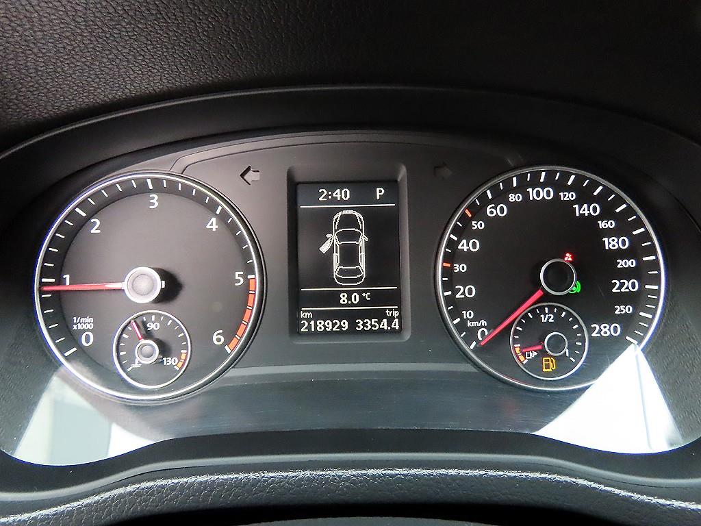 Volkswagen Passat - Vista 9