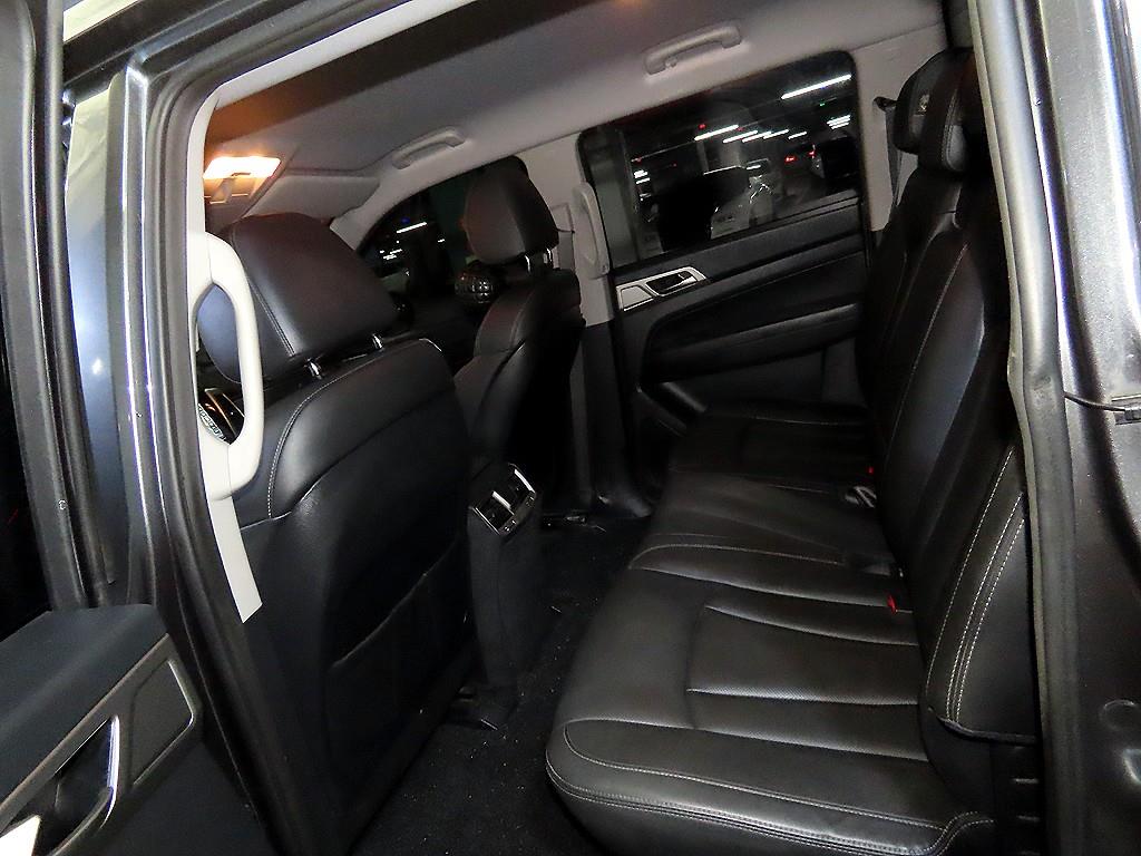 Ssangyong Rexton - Vista 7