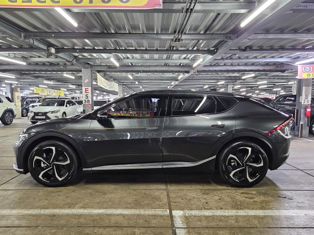 KIA EV6 - Vista 3