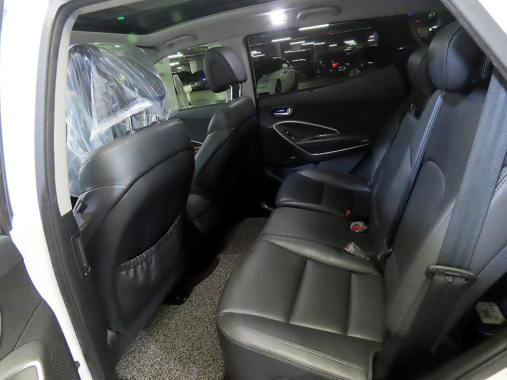 HYUNDAI Santa Fe - Vista 7