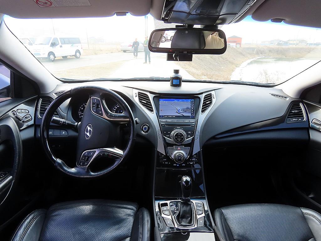 HYUNDAI Grandeur - Vista 9