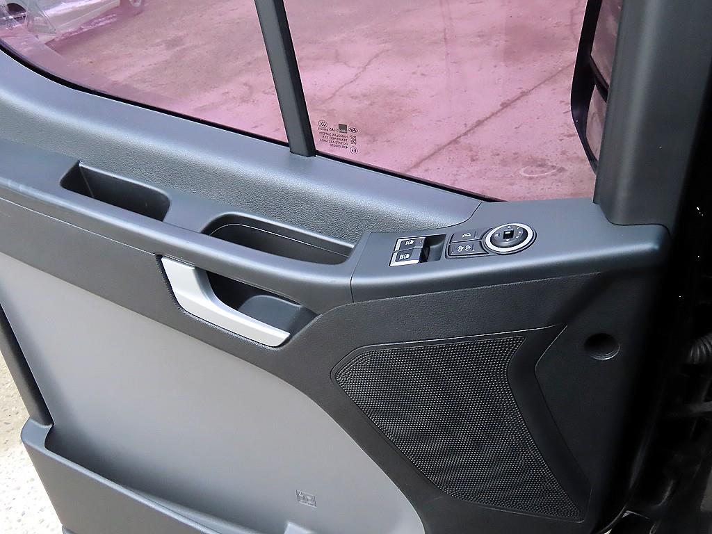 HYUNDAI Solati 2017 Negro - Importación desde Corea - HF Imports Iquique - Foto 13