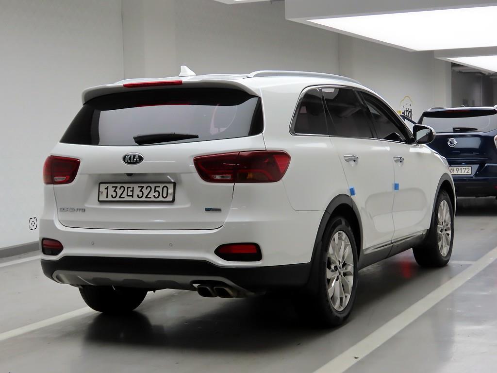 KIA Sorento - Vista 4
