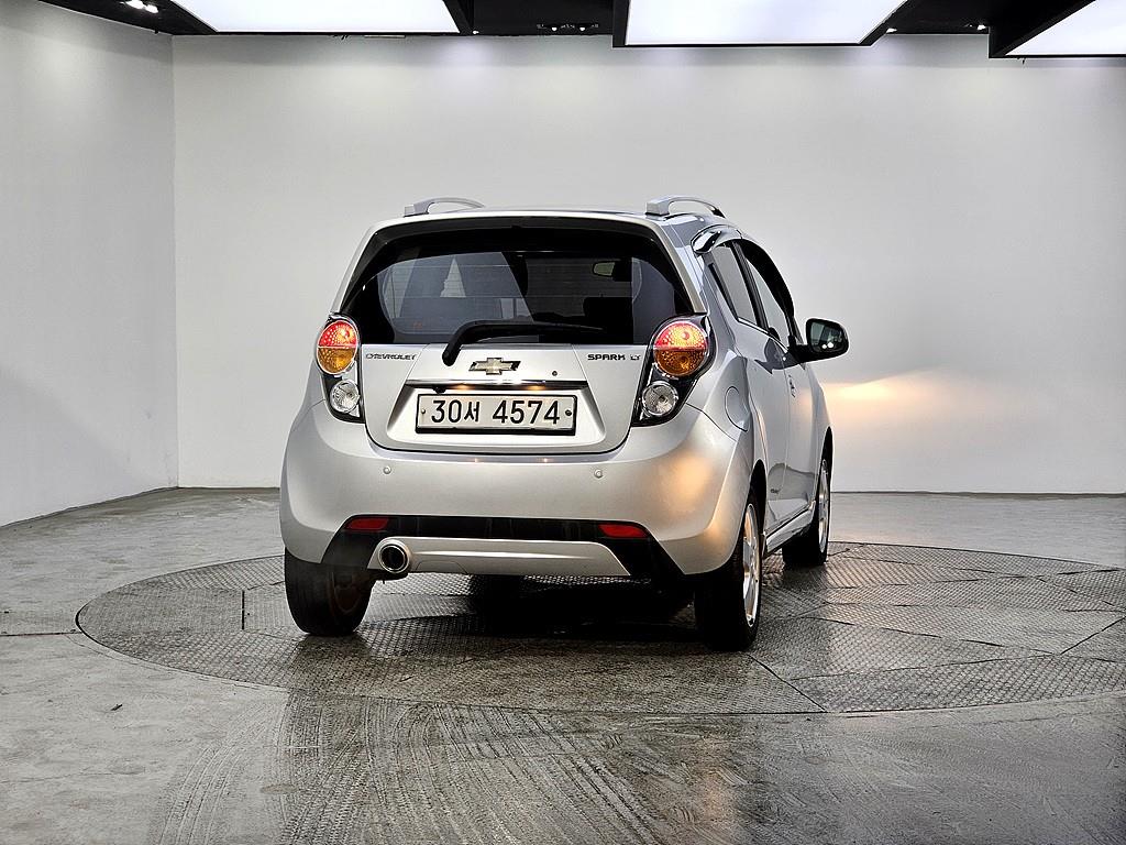 Chevrolet Spark - Vista 3