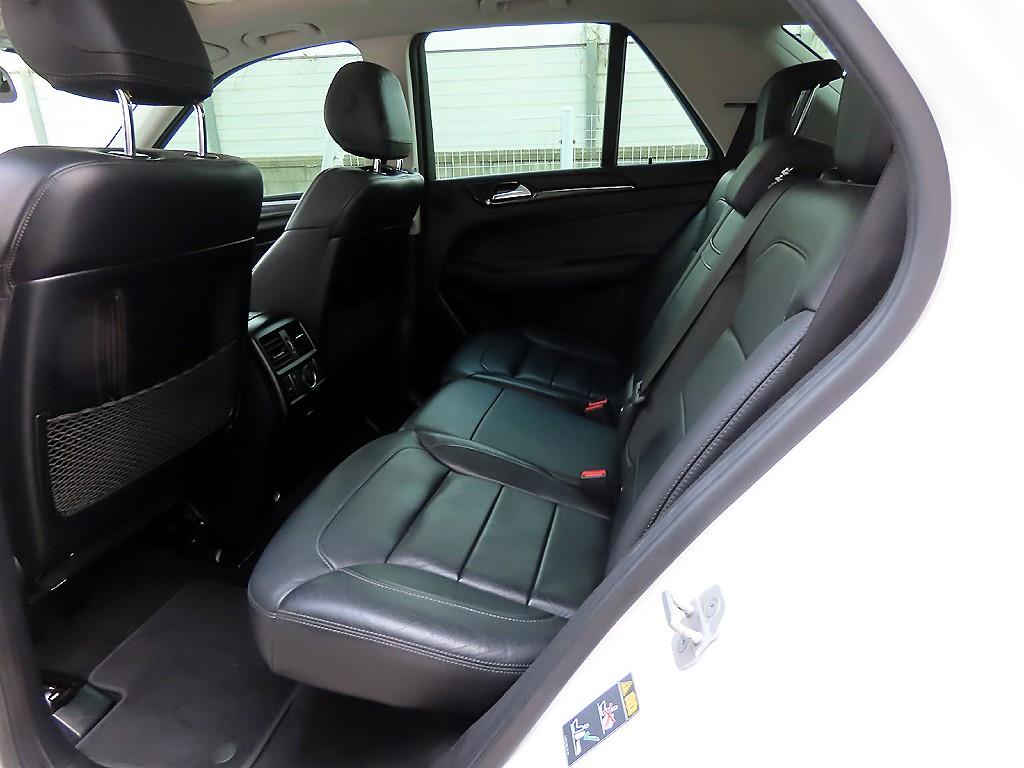 Mercedes Benz GLE Class - Vista 6