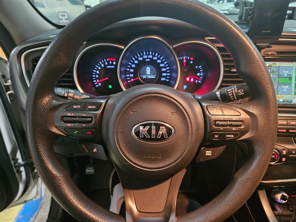 KIA K5 - Vista 8