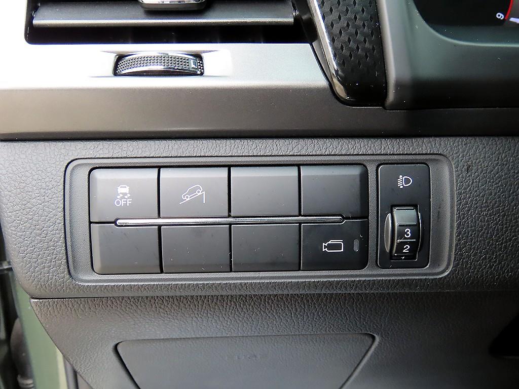 Ssangyong Rexton - Vista 12