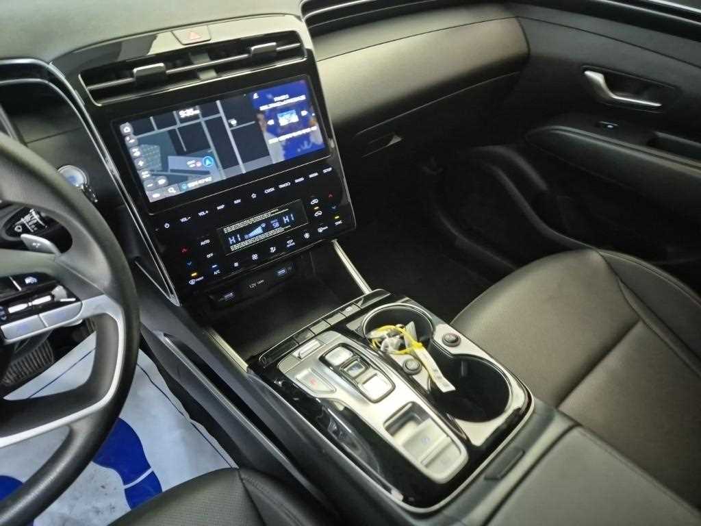 HYUNDAI Tucson - Vista 10