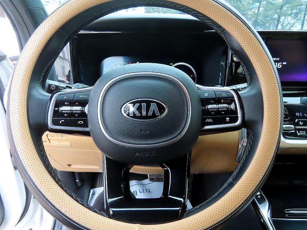 KIA Sorento - Vista 8