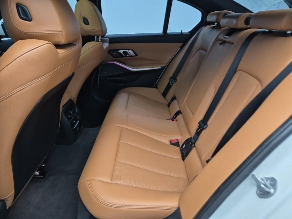 BMW 3 series - Vista 12