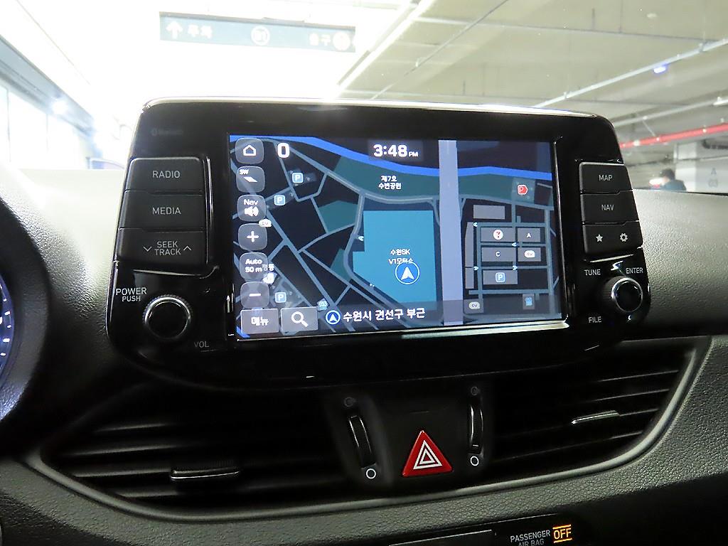 HYUNDAI i30 2018 Gris - Importación desde Corea - HF Imports Iquique - Foto 13