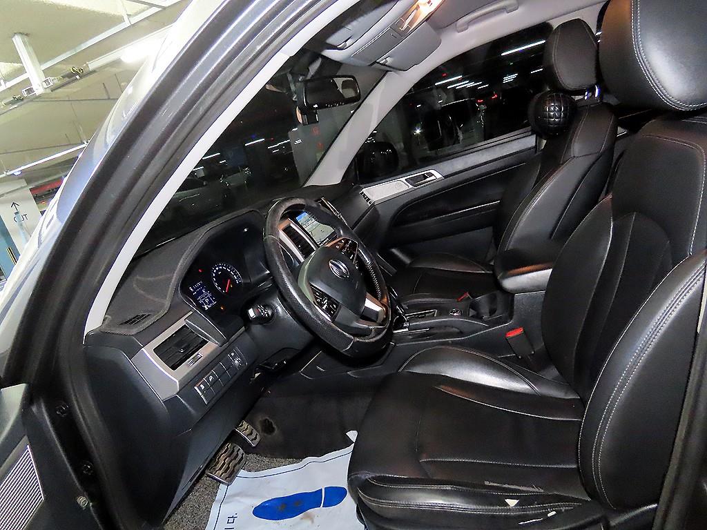 Ssangyong Rexton - Vista 6