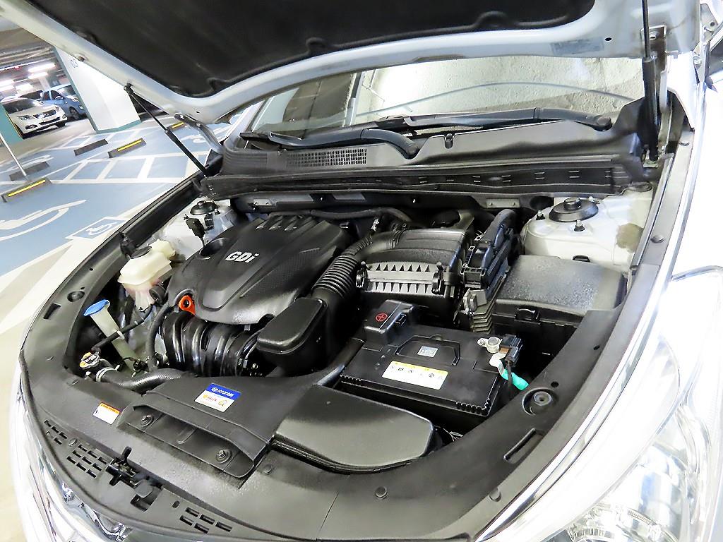 HYUNDAI Grandeur 2011 Gris - Importación desde Corea - HF Imports Iquique - Foto 18