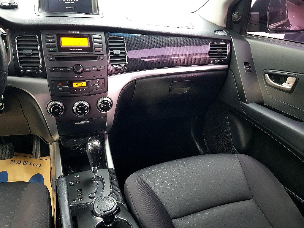 Ssangyong Korando - Vista 10